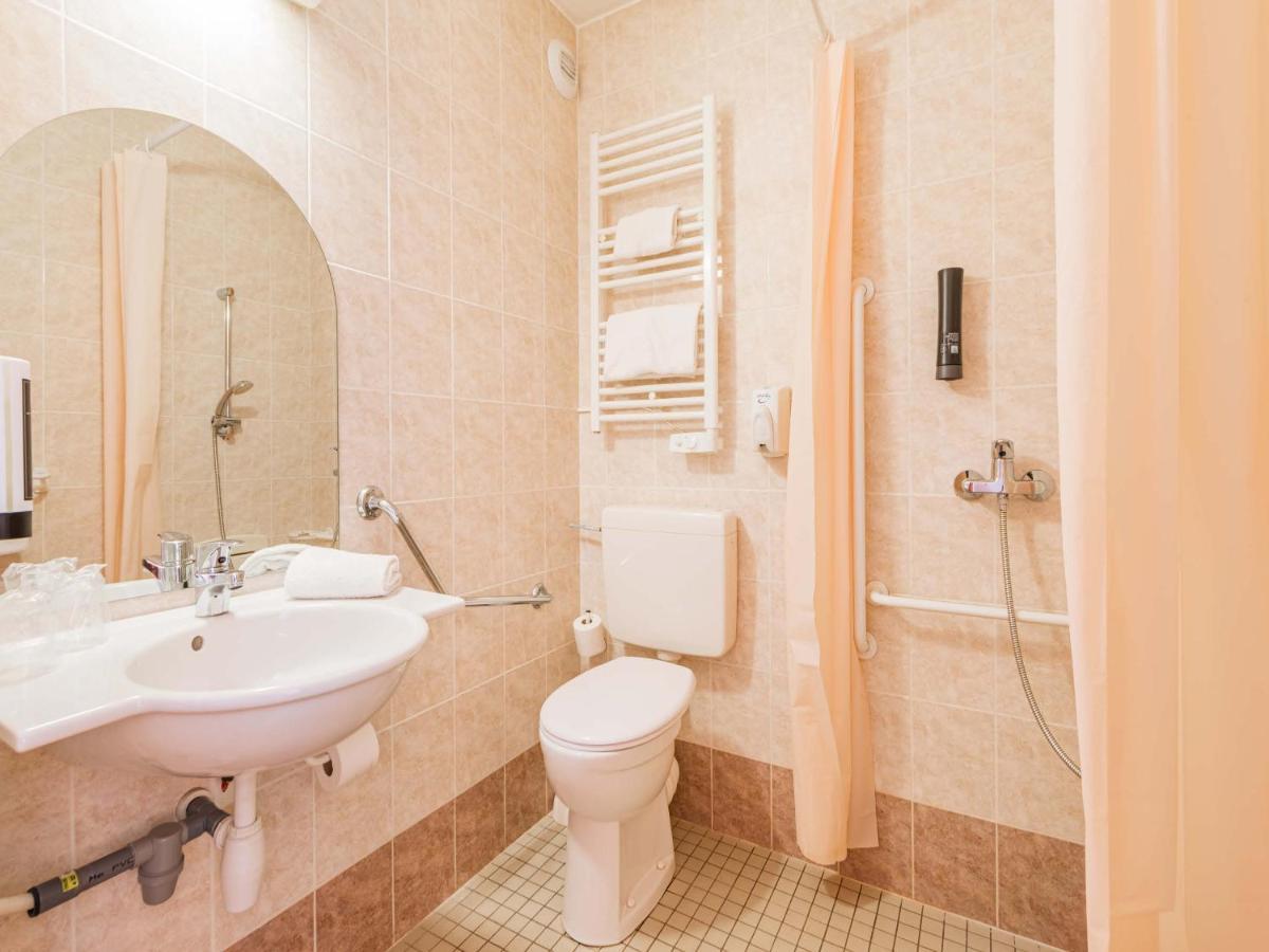 B&B Hotel Strasbourg Aeroport Holtzheim Exteriér fotografie
